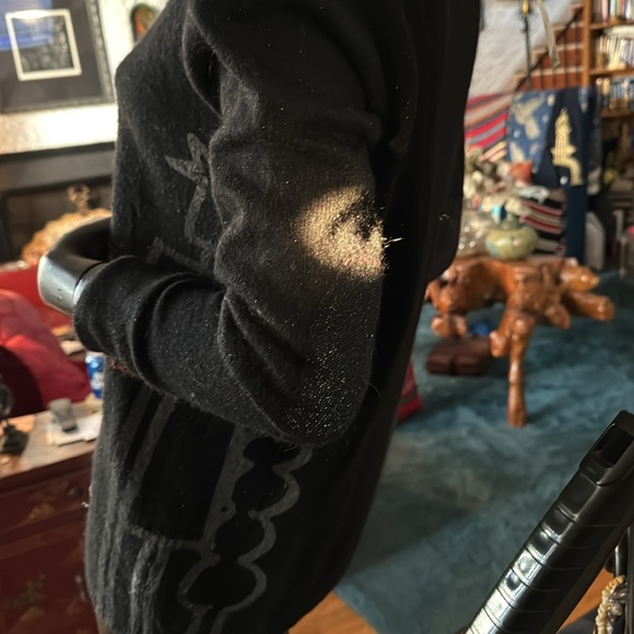 Black lurex sweater with french graffiti - Picture 7 of 8